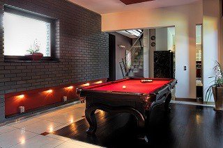 Professional pool table movers in Flagstaff content img1